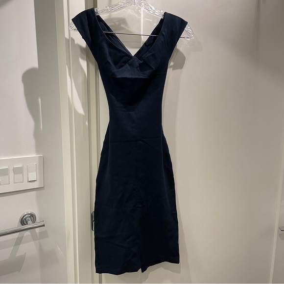 American Apparel Dresses & Skirts - American Apparel Bodycon Off-Shoulder Dress